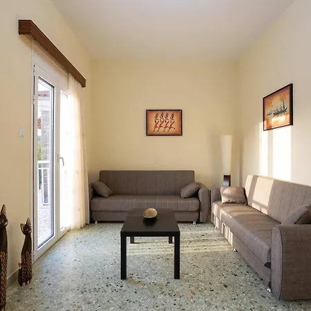 Stathmos Home, Rustic Charm W Views *