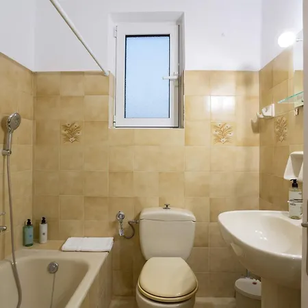 Stathmos Home, Rustic Charm W Views * Valíra