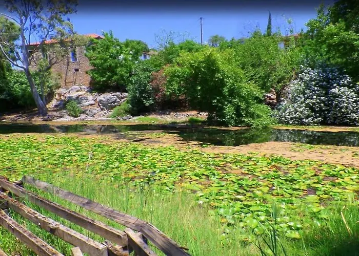 Stathmos Home, Rustic Charm W Views *