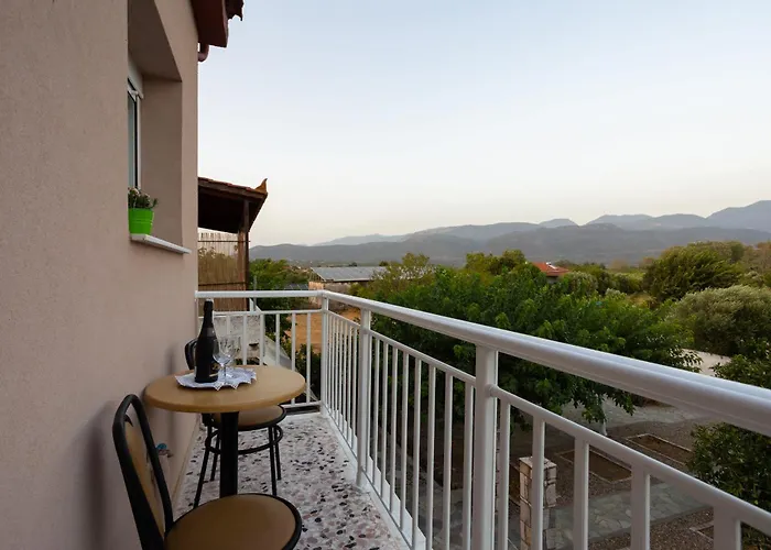 Stathmos Home, Rustic Charm W Views